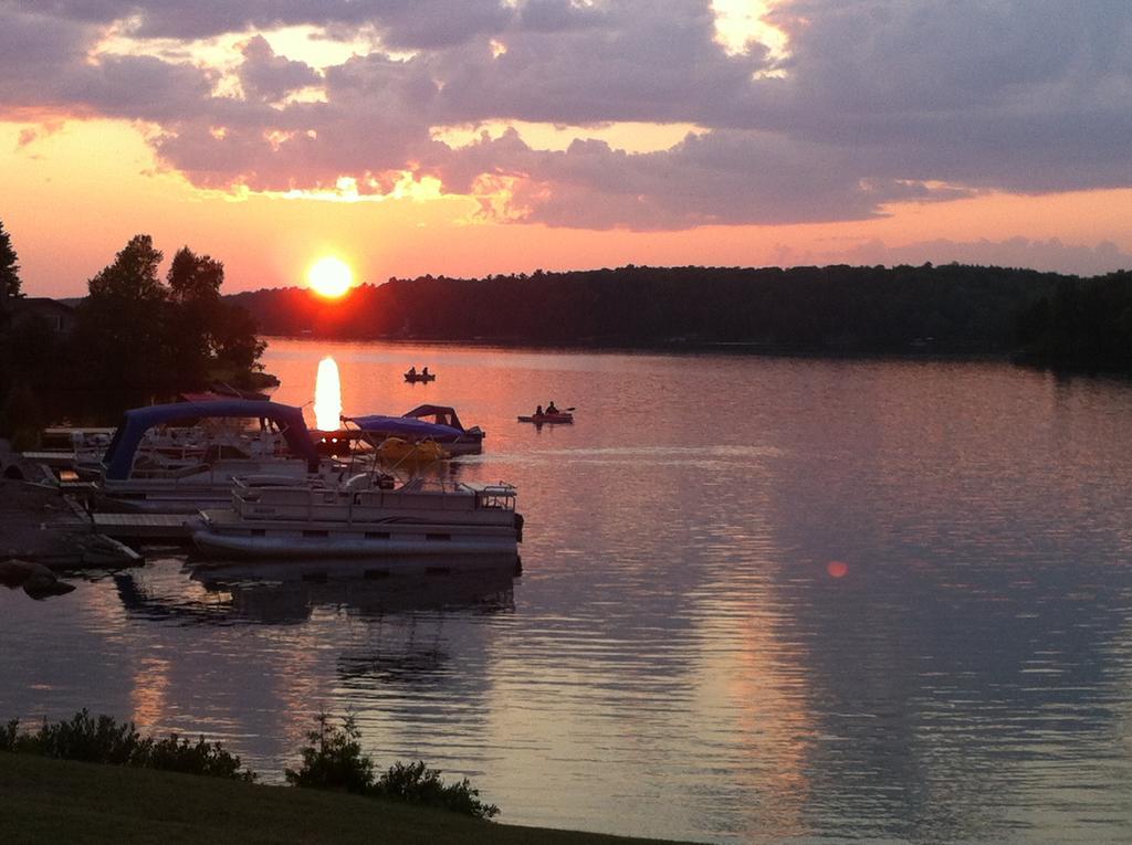 Lake Lauzon Resort Blind River ห้อง รูปภาพ